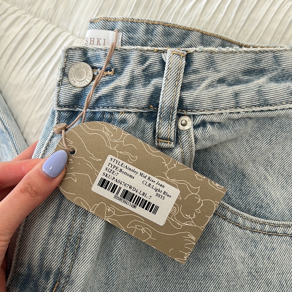 MESHKI Mid Rise Jean - Picture 6 of 8